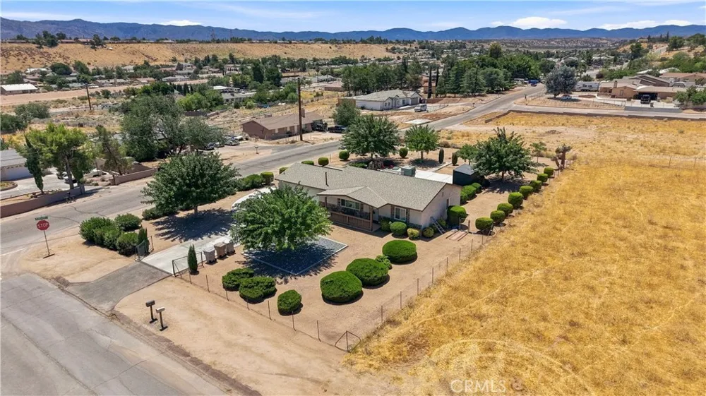16935 Sage Street Hesperia, CA 92345