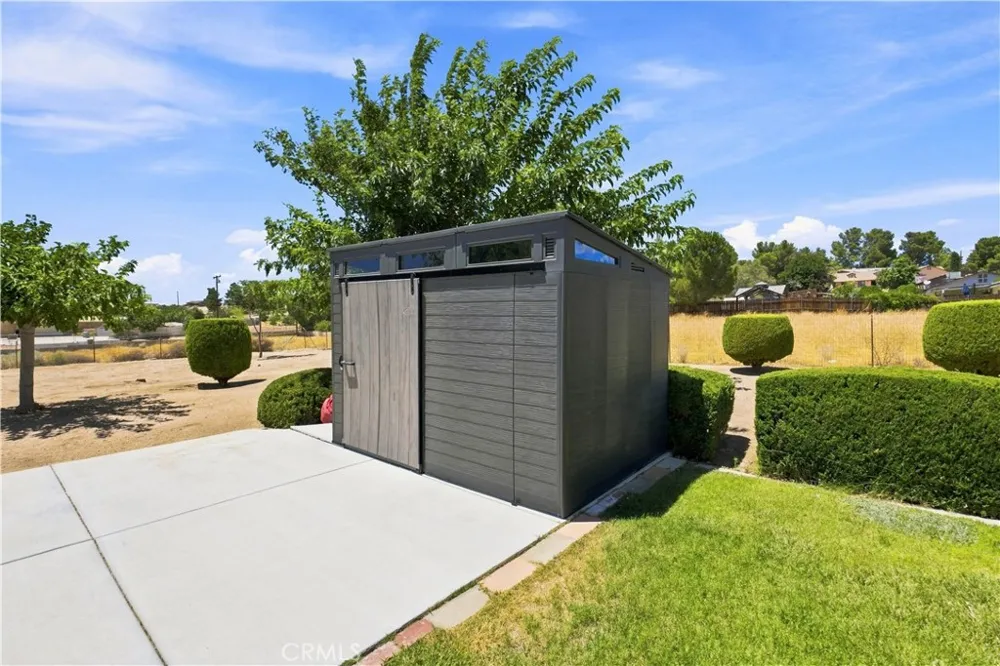16935 Sage Street Hesperia, CA 92345