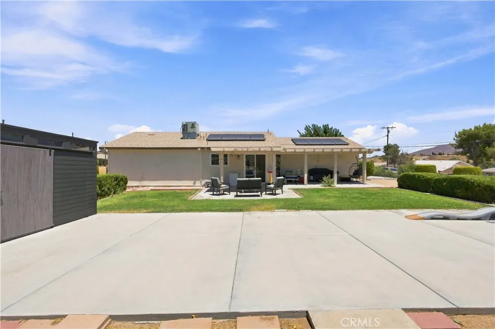 16935 Sage Street Hesperia, CA 92345