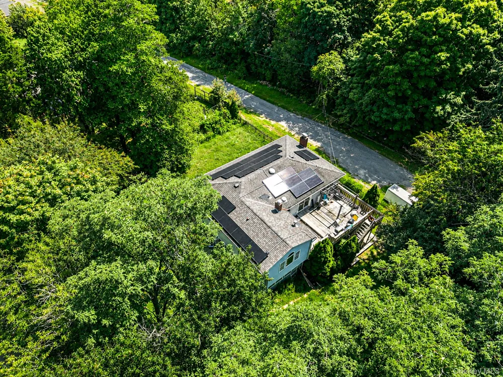136 Woodhull Road Huntington, NY 11743