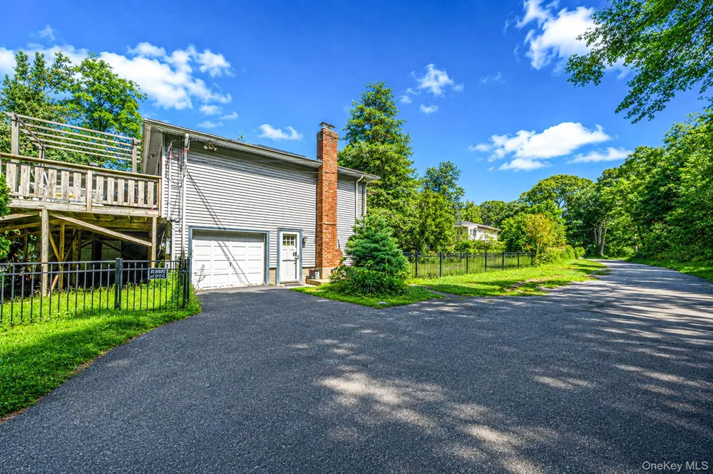 136 Woodhull Road Huntington, NY 11743