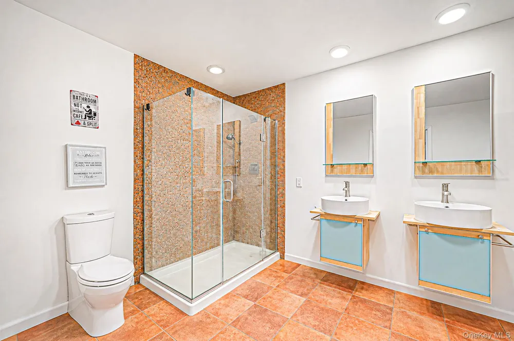 136 Woodhull Road Huntington, NY 11743