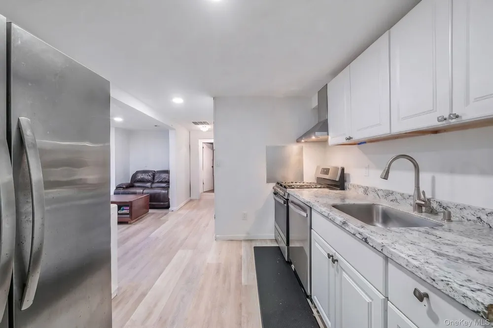 136 Woodhull Road Huntington, NY 11743