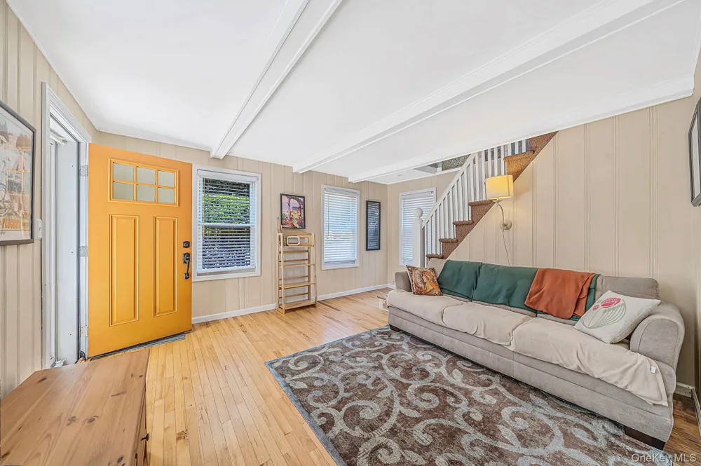 131 Quaker Path East Setauket, NY 11733