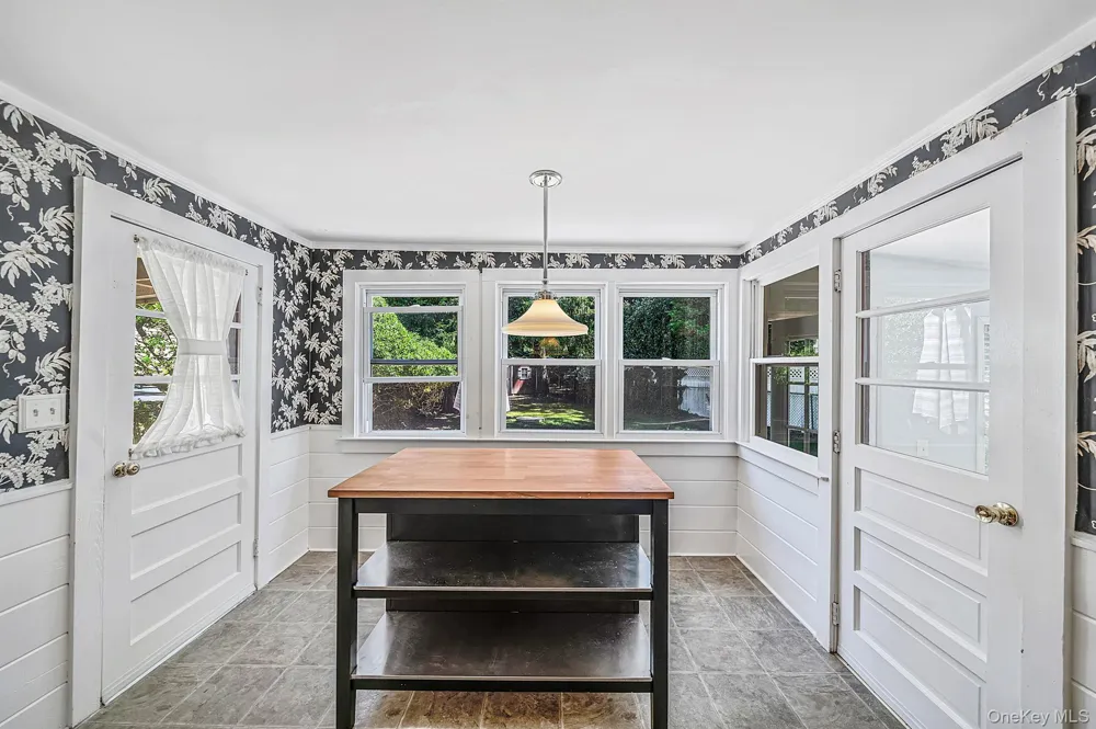 131 Quaker Path East Setauket, NY 11733