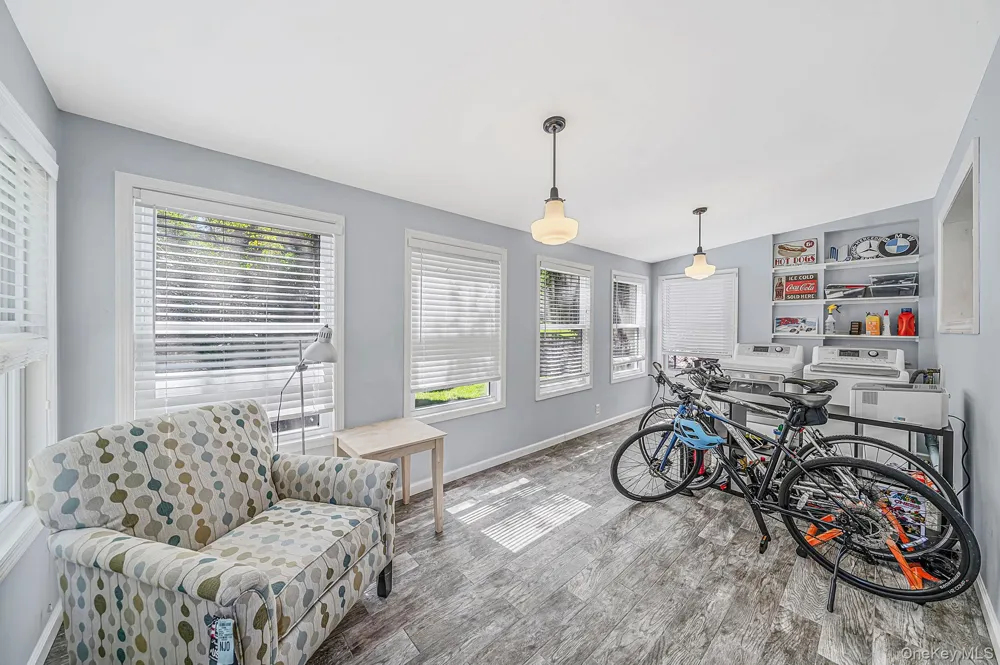 131 Quaker Path East Setauket, NY 11733