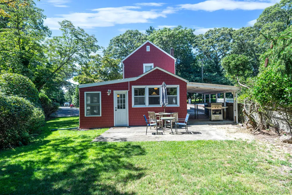 131 Quaker Path East Setauket, NY 11733