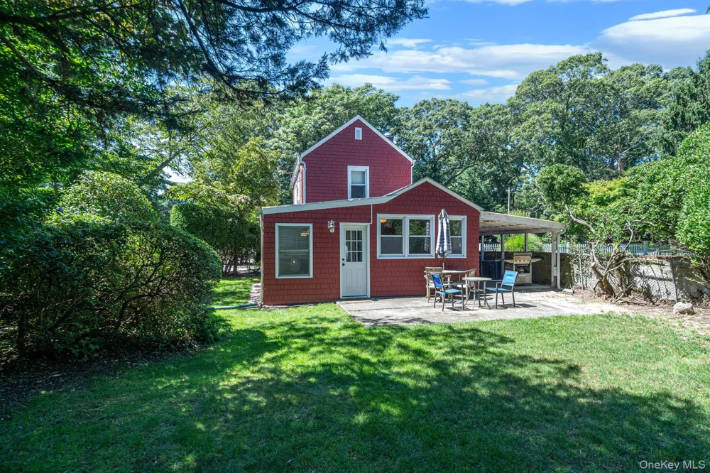 131 Quaker Path East Setauket, NY 11733