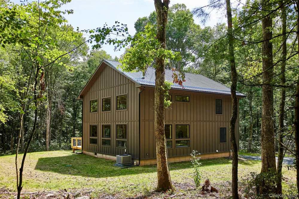 3 Brook Drive Narrowsburg, NY 12764
