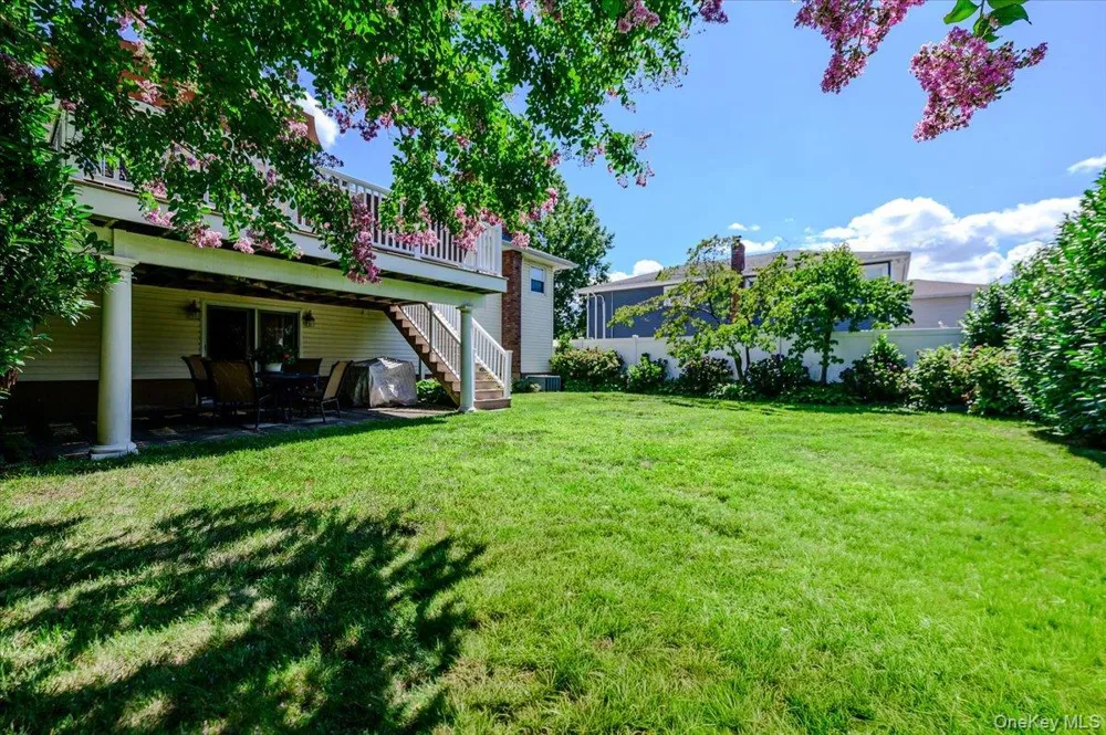 784 Newbridge Road Bellmore, NY 11710