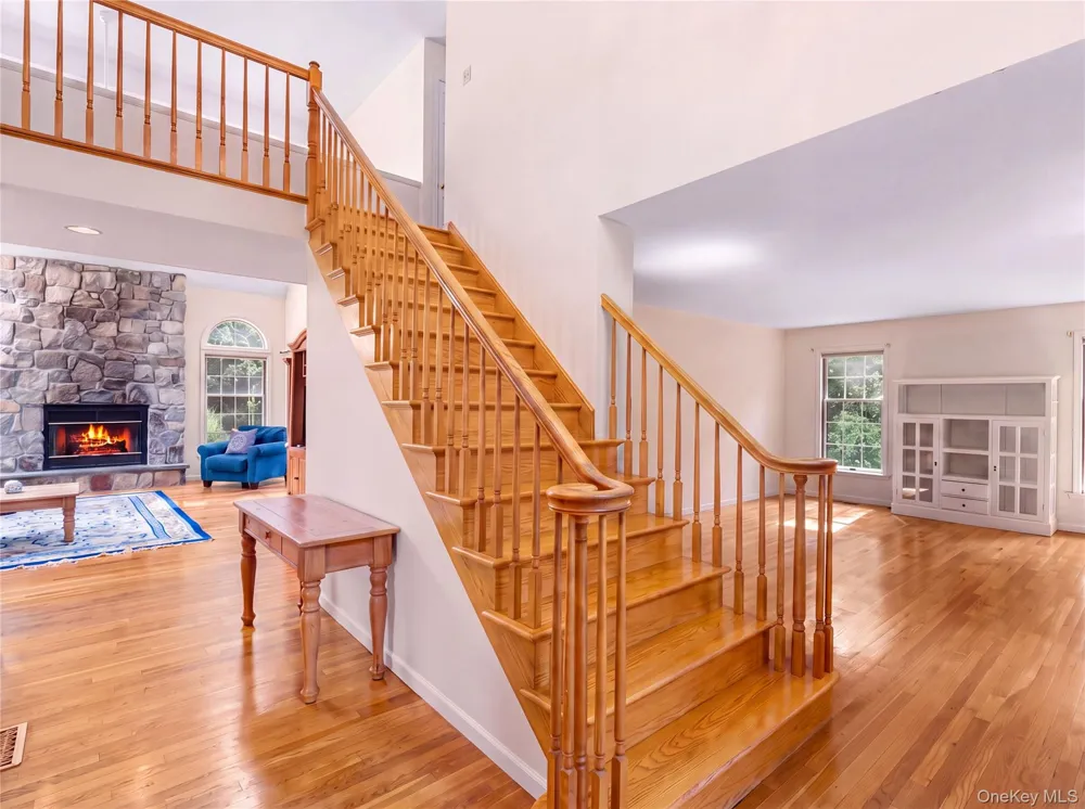 18 Arbor Court Holmes, NY 12531