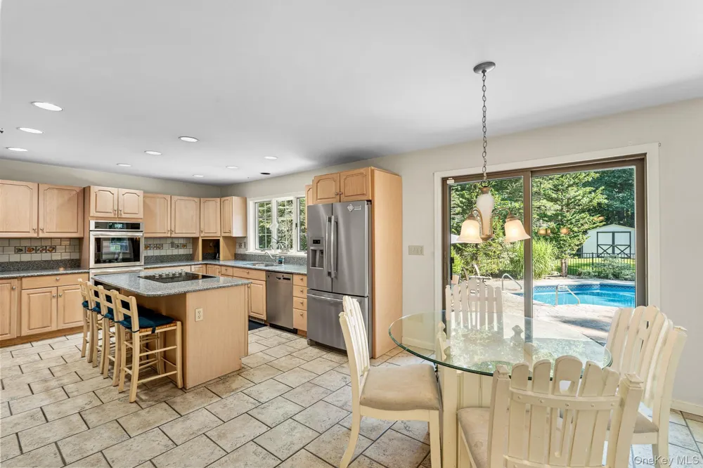 18 Arbor Court Holmes, NY 12531