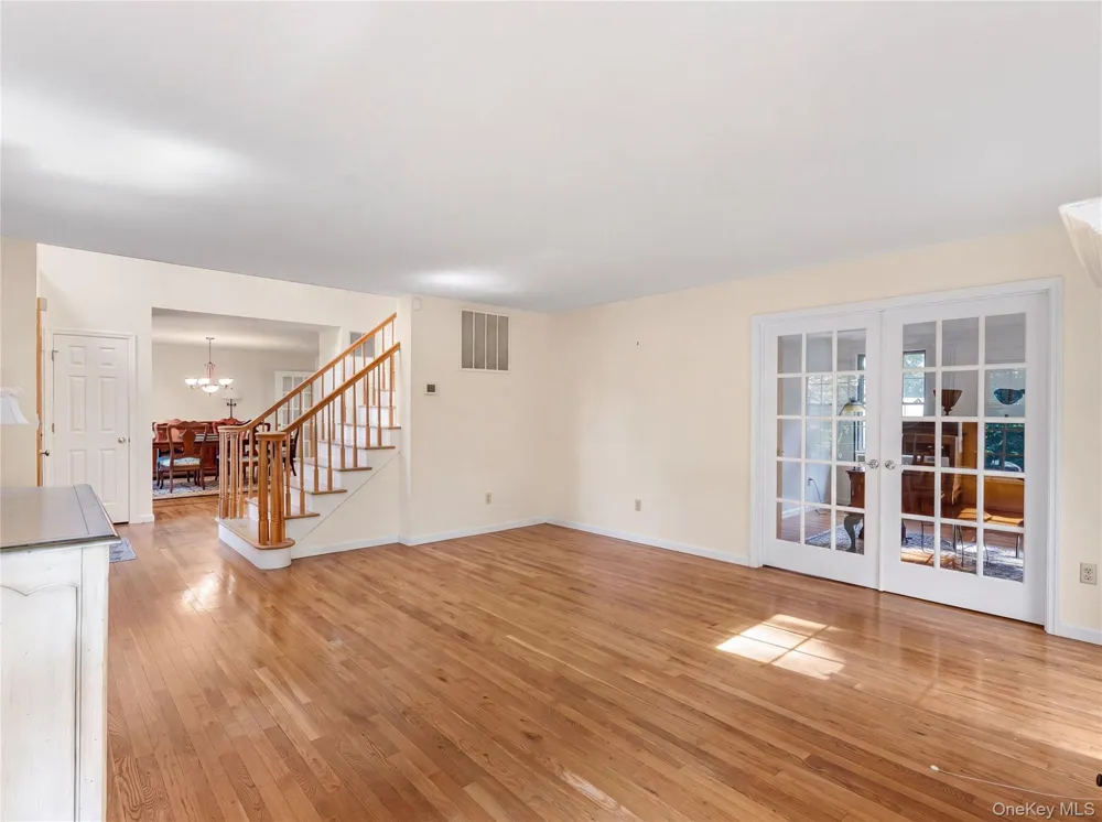 18 Arbor Court Holmes, NY 12531