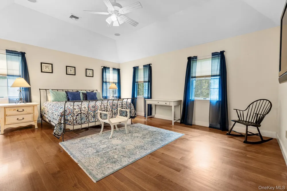 18 Arbor Court Holmes, NY 12531