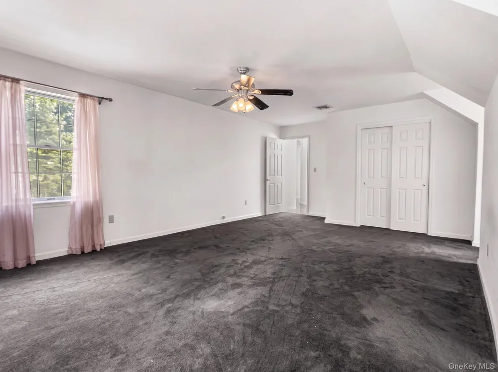 18 Arbor Court Holmes, NY 12531