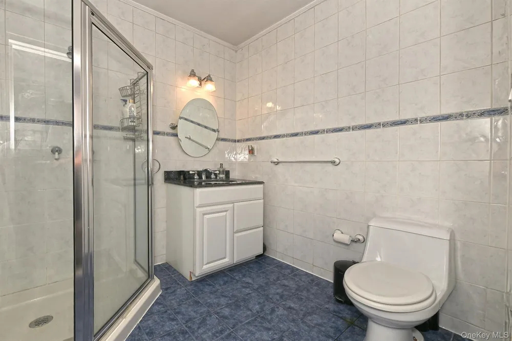 19 Sparrow Lane Huntington, NY 11743
