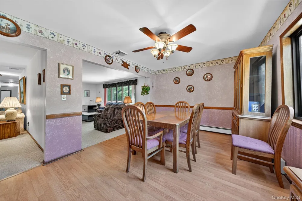 351 Ski Run Road Bloomingburg, NY 12721