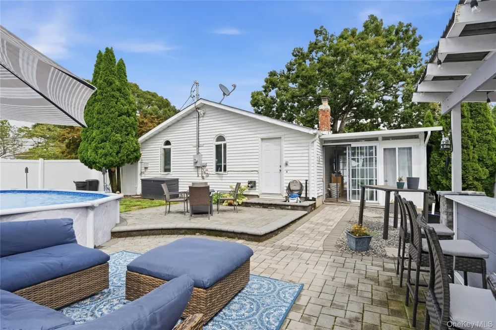 2 Mount Wilson Avenue Farmingville, NY 11738