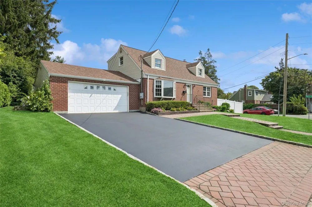 1 Clare Drive East Northport, NY 11731