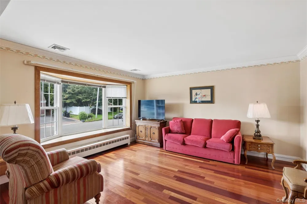1 Clare Drive East Northport, NY 11731