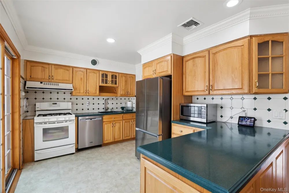 1 Clare Drive East Northport, NY 11731