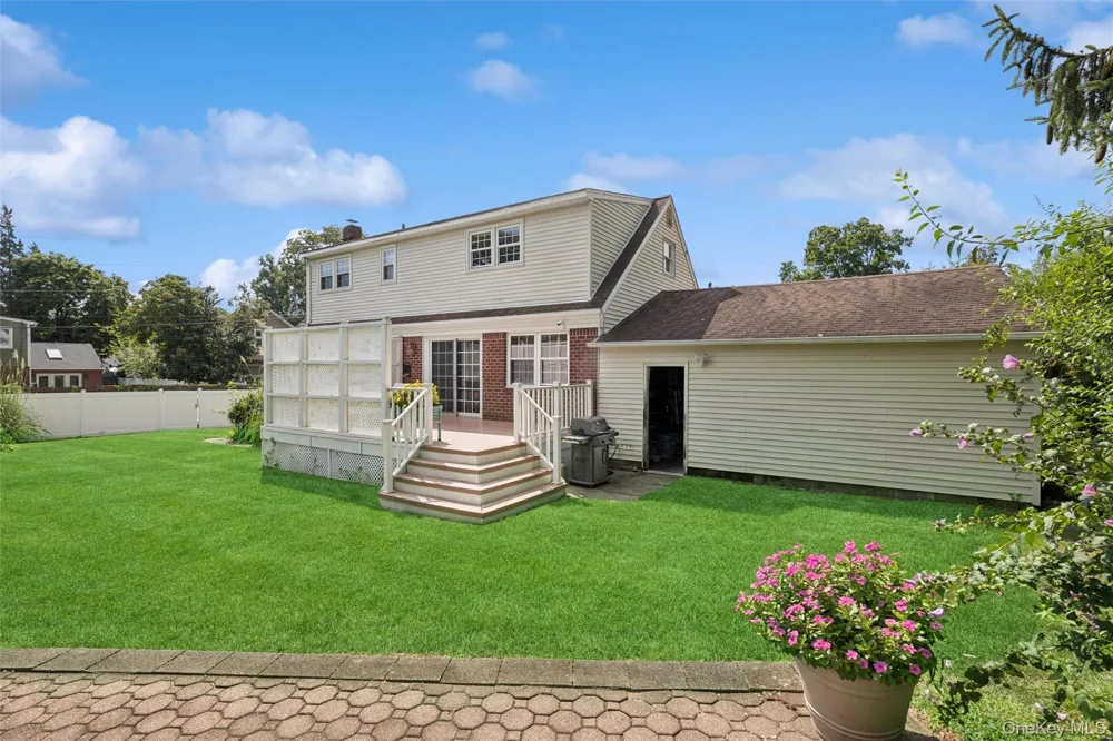 1 Clare Drive East Northport, NY 11731