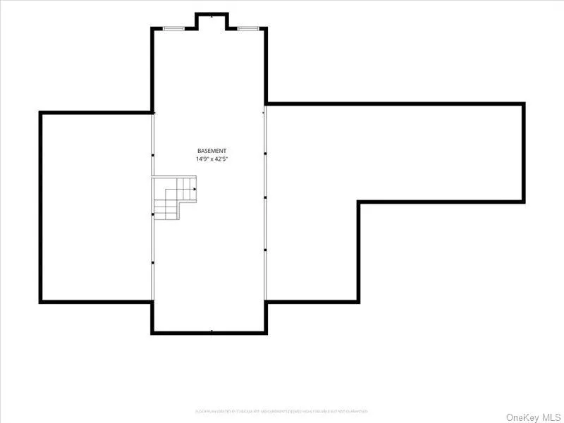 211 Whitewood Drive Massapequa Park, NY 11762
