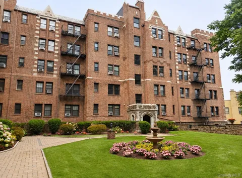 23 Old Mamaroneck Road #1R