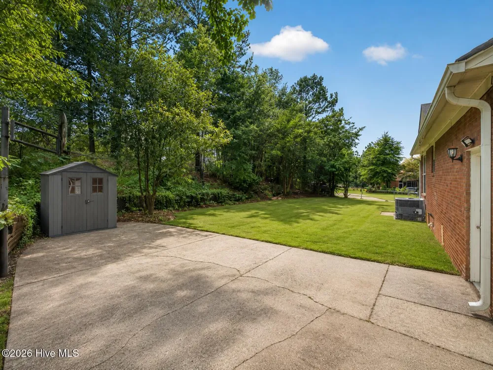 2712 Fair Oak Court Hephzibah, GA 30815