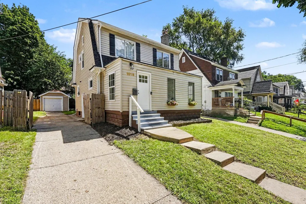 1018 Cooper Avenue SE Grand Rapids, MI 49507