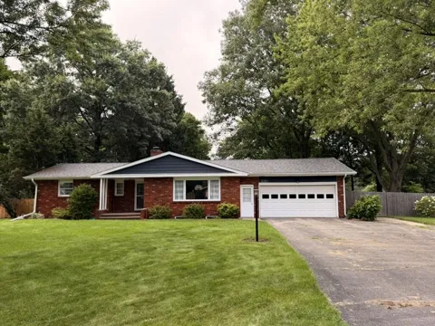 2351 Fountain Lane