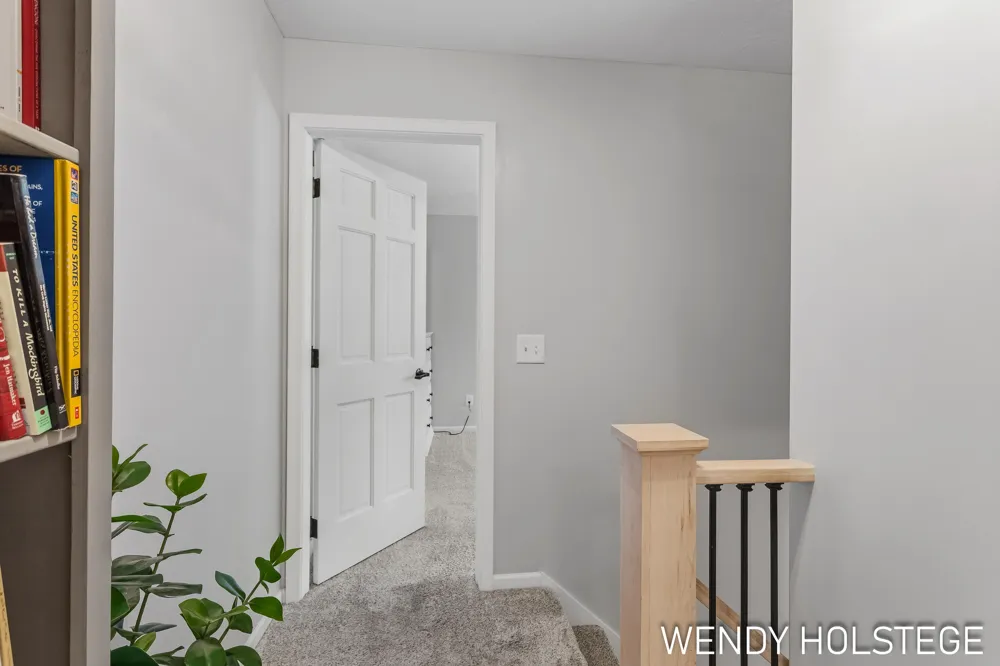 2066 Woodlark Drive Holland, MI 49424