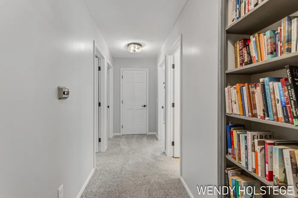 2066 Woodlark Drive Holland, MI 49424