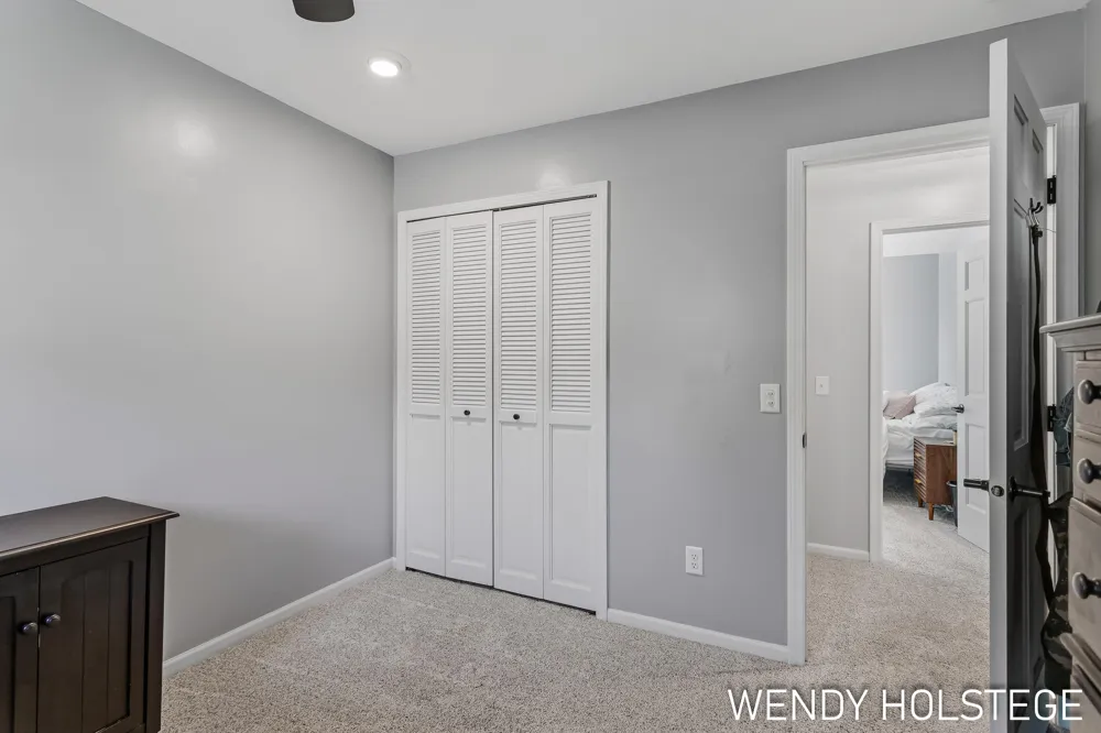 2066 Woodlark Drive Holland, MI 49424