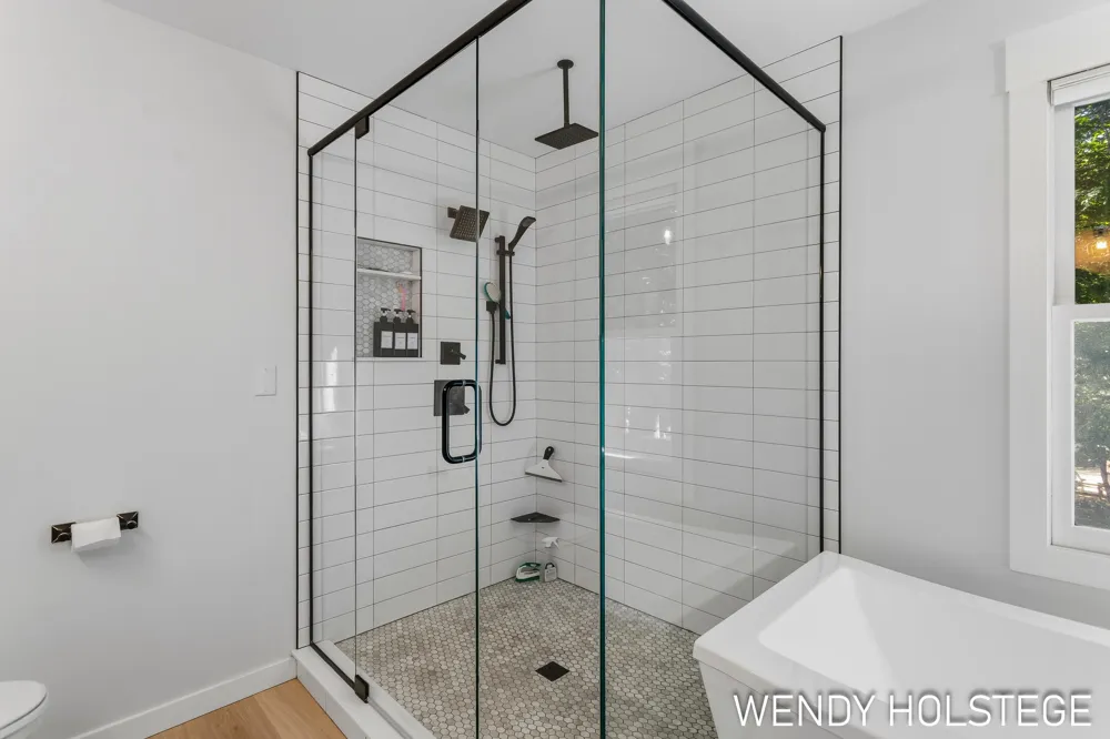 2066 Woodlark Drive Holland, MI 49424