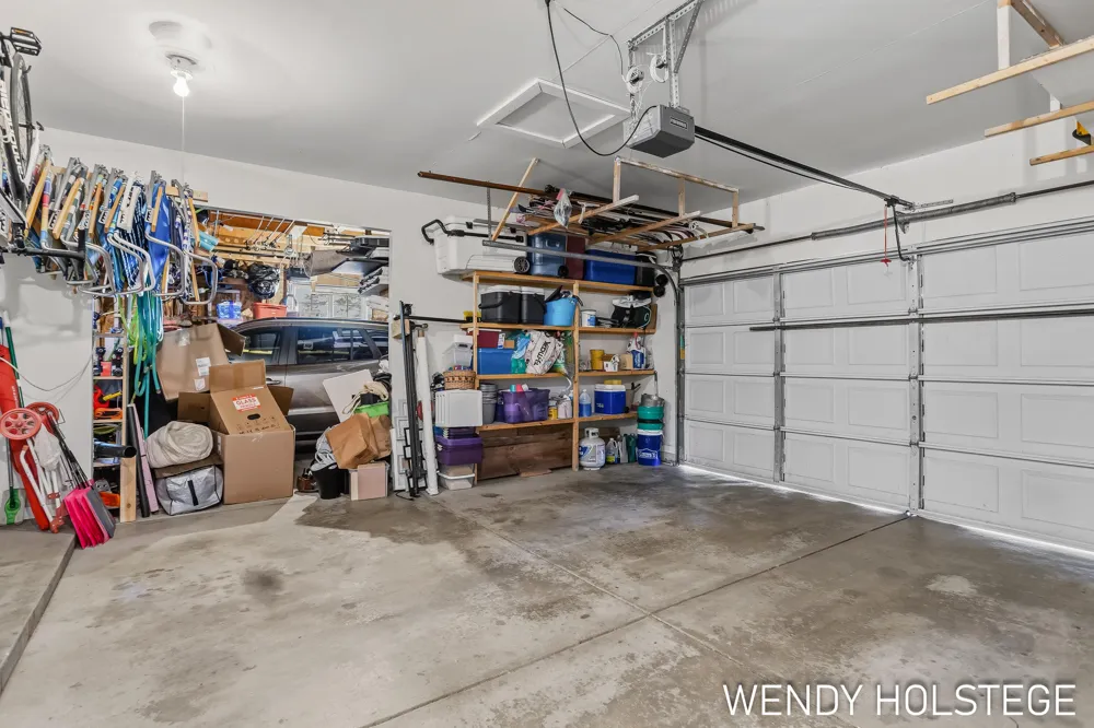 2066 Woodlark Drive Holland, MI 49424