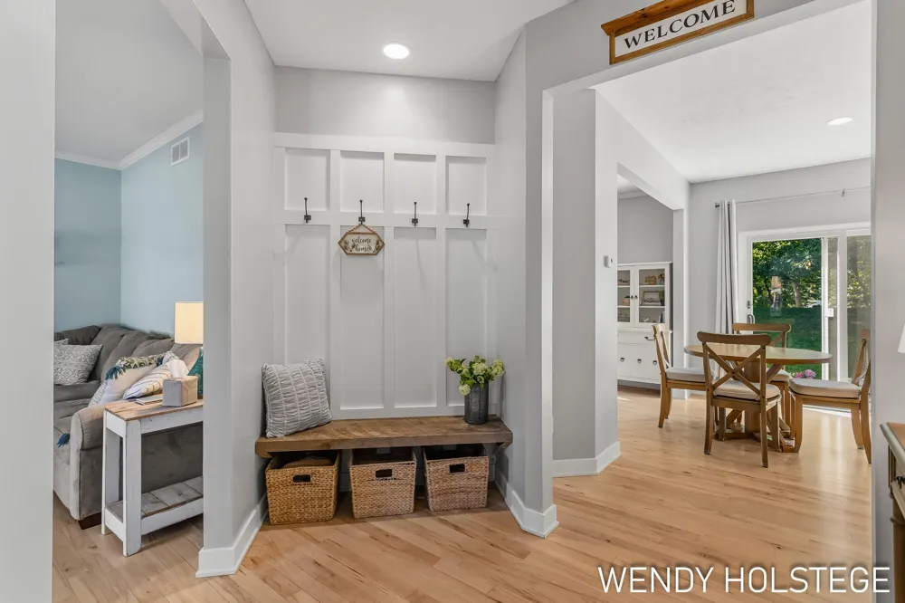 2066 Woodlark Drive Holland, MI 49424