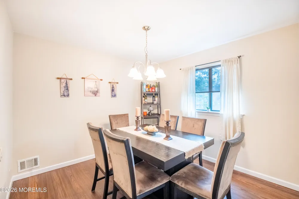 813 Wood Mill Drive East Windsor, NJ 08512