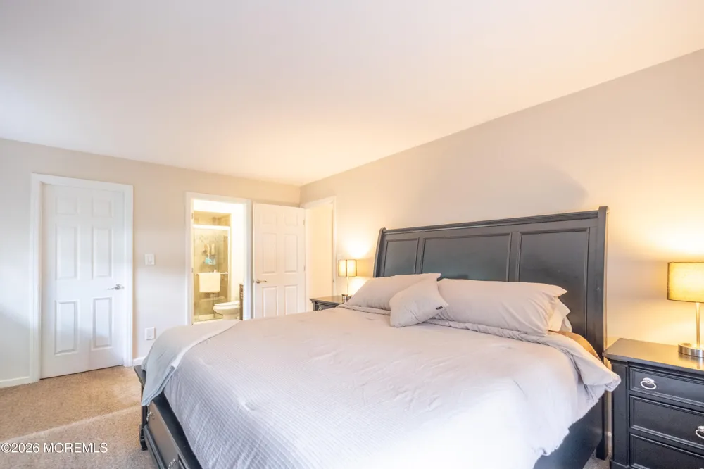 813 Wood Mill Drive East Windsor, NJ 08512