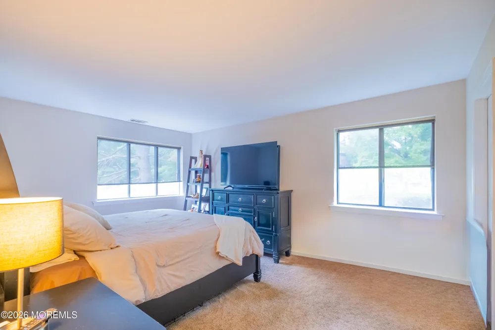 813 Wood Mill Drive East Windsor, NJ 08512
