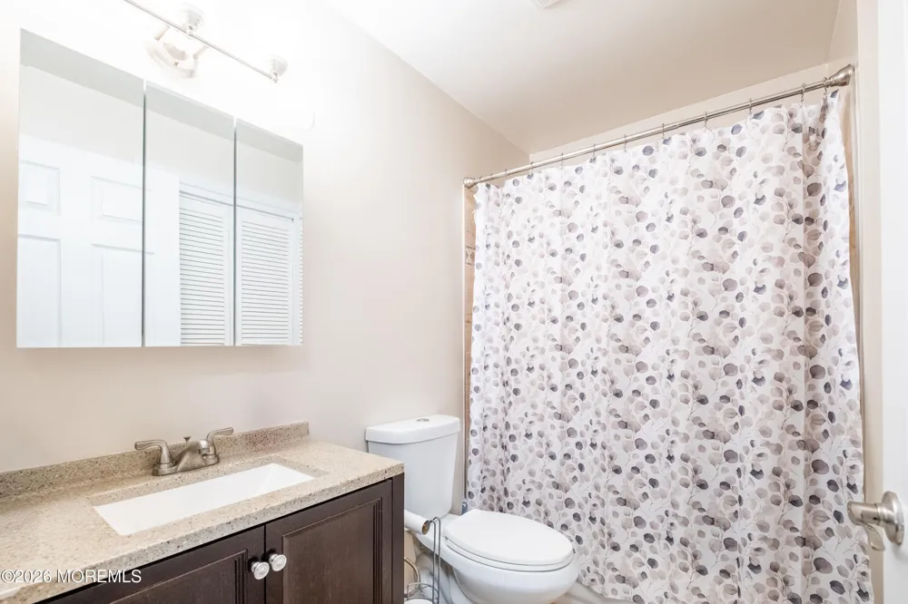 813 Wood Mill Drive East Windsor, NJ 08512