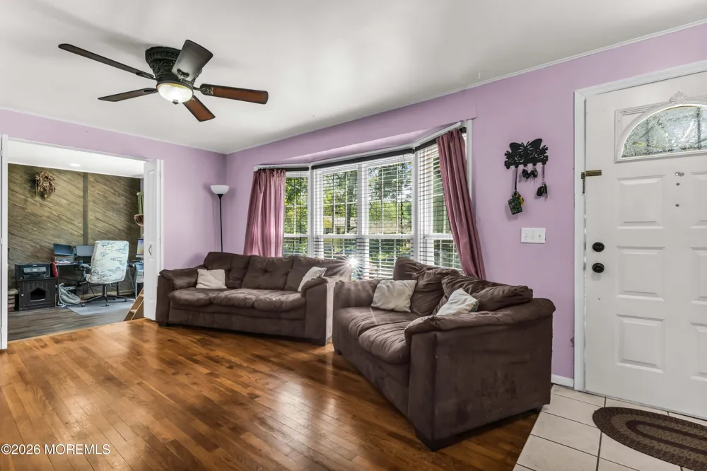 459 Redmond Avenue Oakhurst, NJ 07755