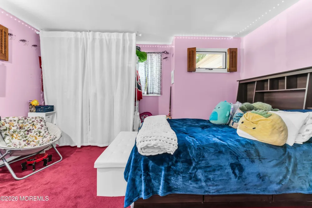 459 Redmond Avenue Oakhurst, NJ 07755