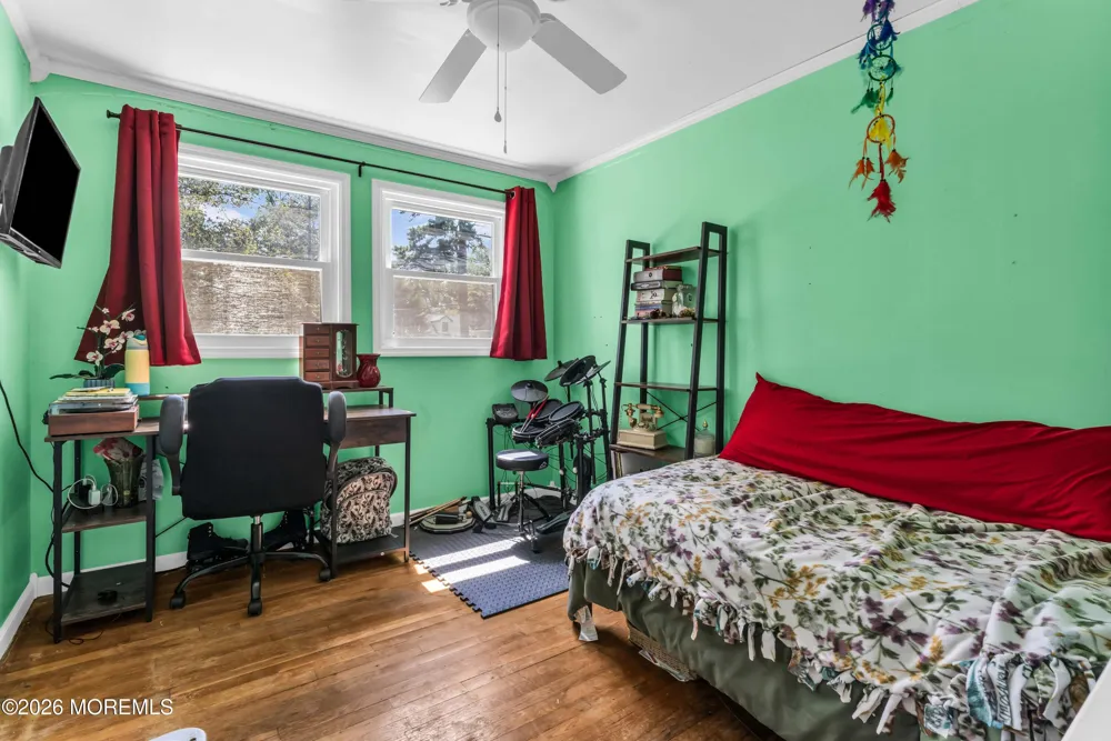 459 Redmond Avenue Oakhurst, NJ 07755