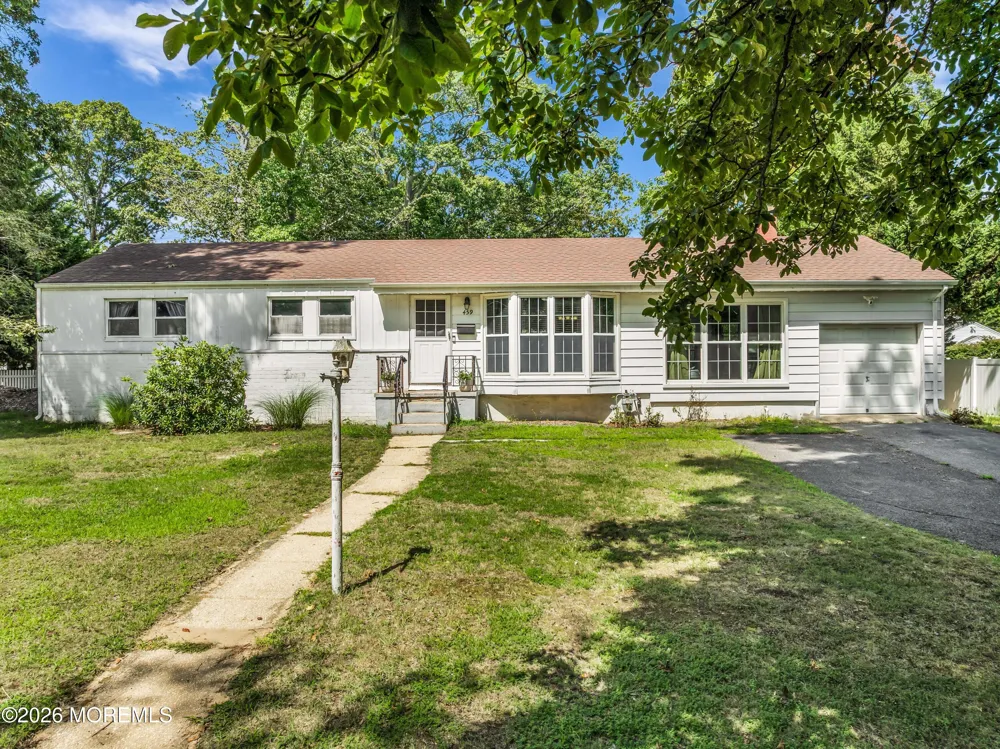 459 Redmond Avenue Oakhurst, NJ 07755