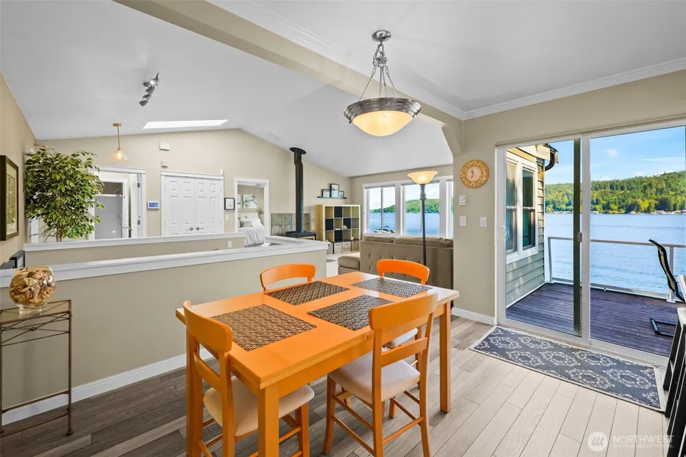 11711 NE North Shore Road Belfair, WA 98528
