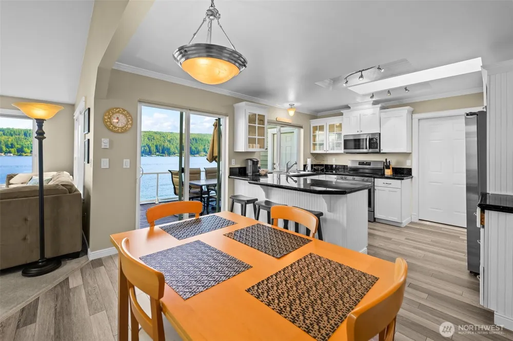 11711 NE North Shore Road Belfair, WA 98528