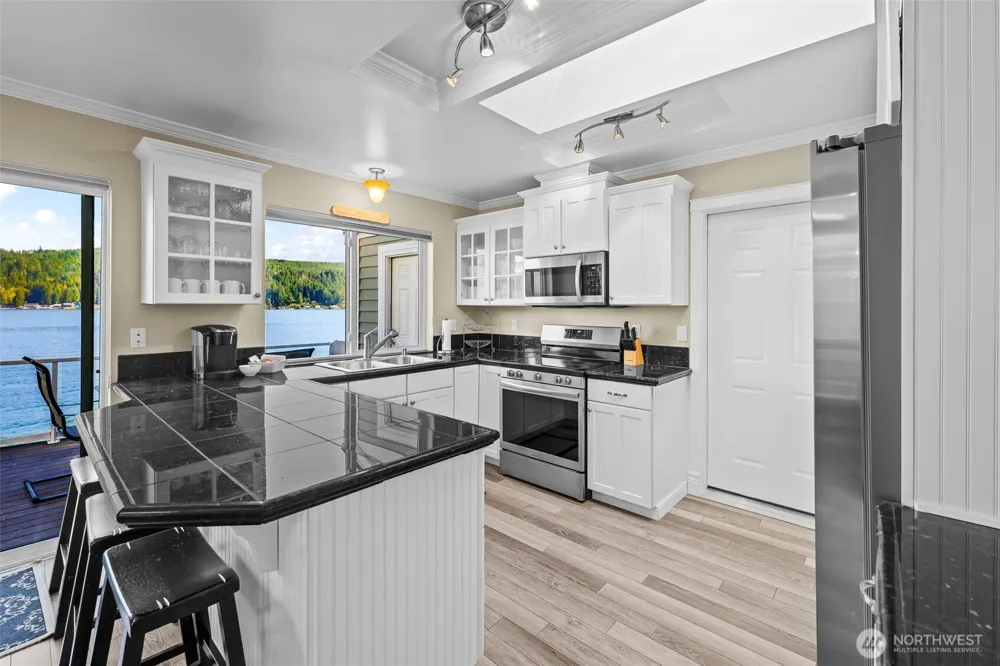 11711 NE North Shore Road Belfair, WA 98528
