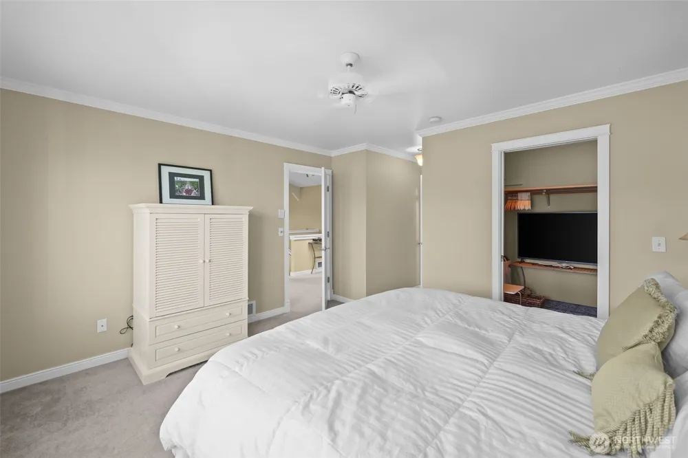 11711 NE North Shore Road Belfair, WA 98528