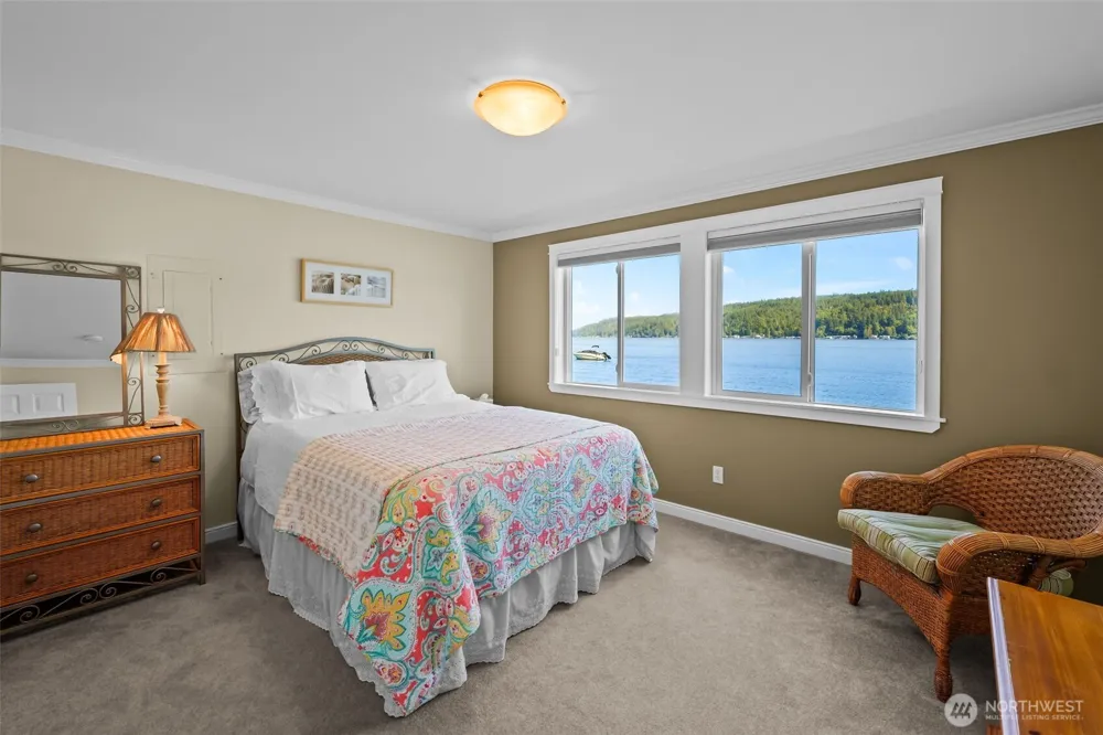 11711 NE North Shore Road Belfair, WA 98528